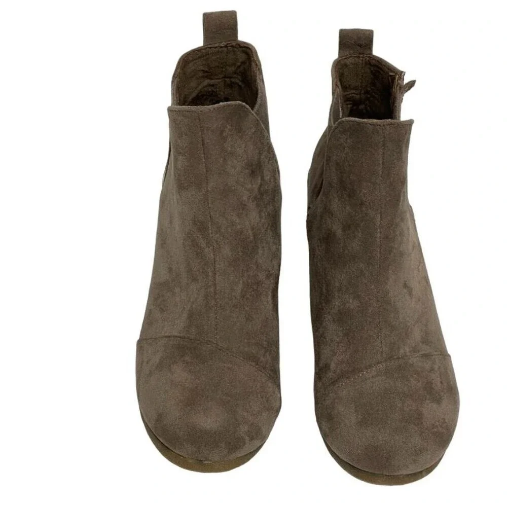 Dunes Zoey Women 7.5 Taupe Faux Suede‎ Wedge Ankle Booties Boots Round Toe